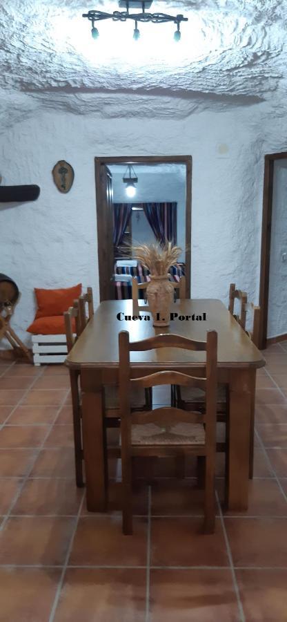 Cuevas Lourdes Villa Benamaurel Buitenkant foto