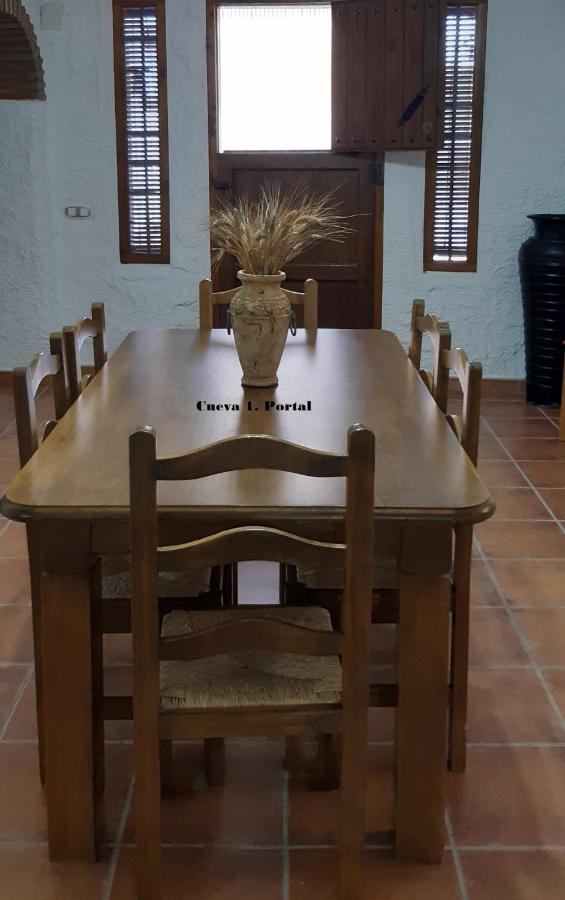 Cuevas Lourdes Villa Benamaurel Buitenkant foto