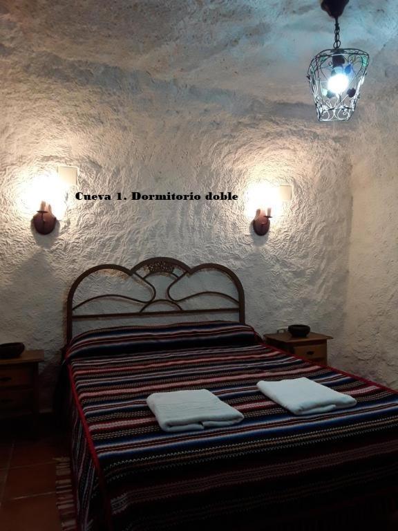 Cuevas Lourdes Villa Benamaurel Buitenkant foto