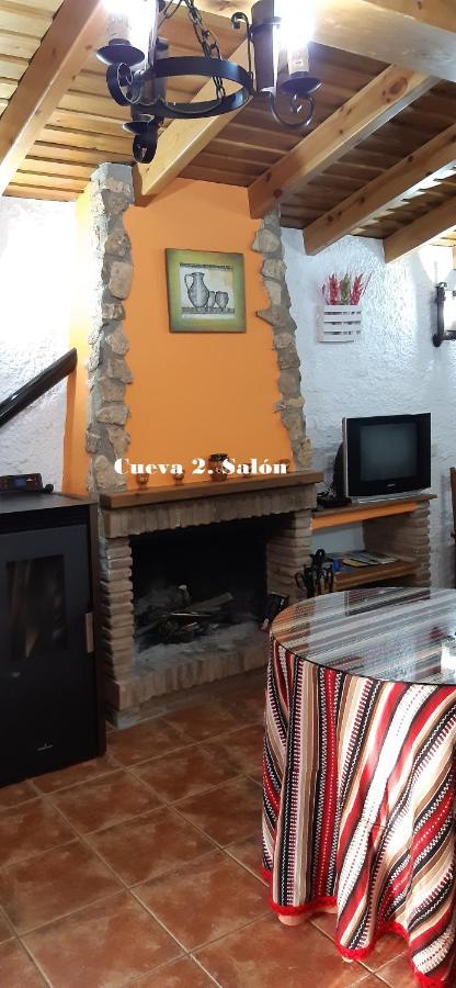 Cuevas Lourdes Villa Benamaurel Buitenkant foto