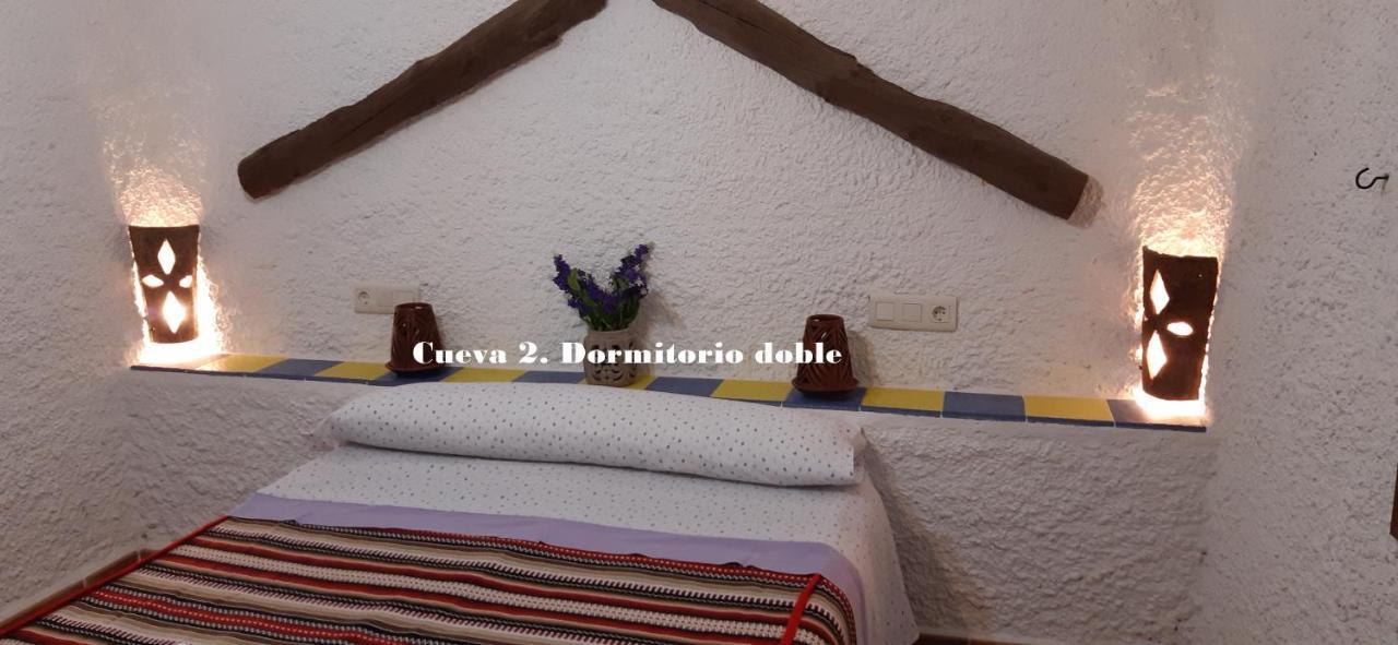 Cuevas Lourdes Villa Benamaurel Buitenkant foto